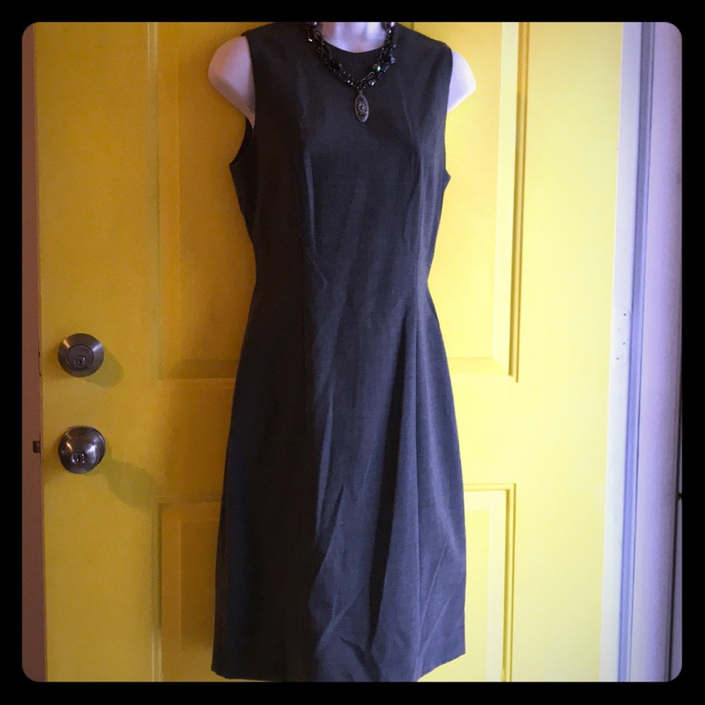 Simple Gray sleeveless dress size small